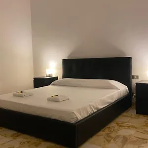 quiet-comfortable-apartment-in-firenze.it-tuscanyhotel.com/